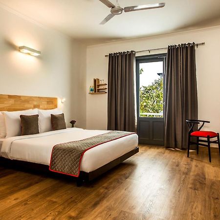Townhouse Cr Park Near Lotus Temple Hotel Ню Делхи Екстериор снимка